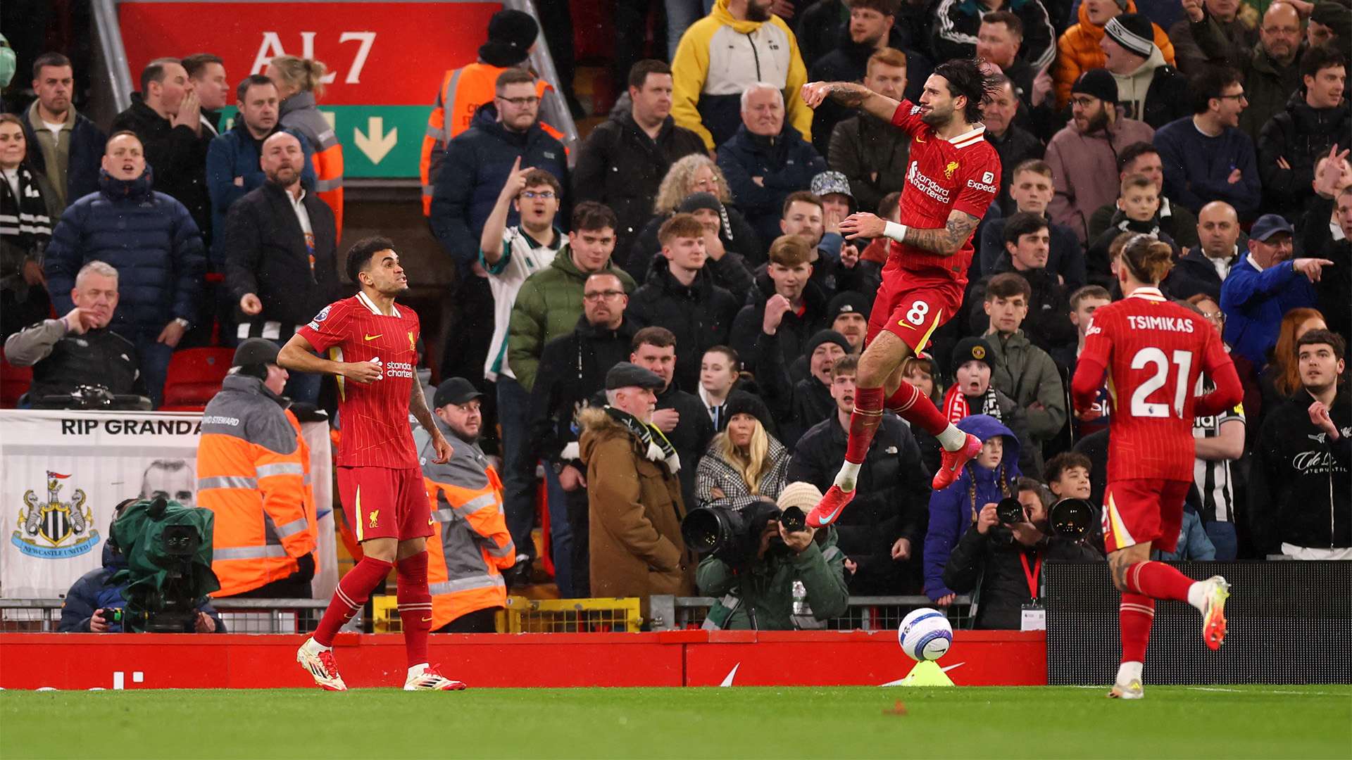 為新賽季奠 為新賽季奠